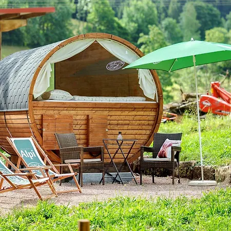 Uebernachtungsfass Camping
